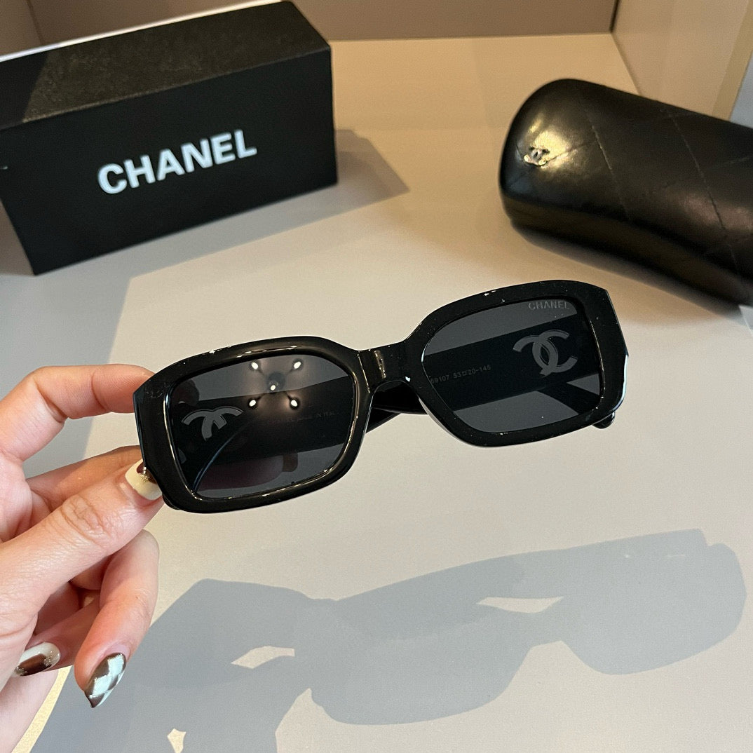 Chanel Fashion Black Lens Sunglasses for Men & Women - 465090 - detail image 7