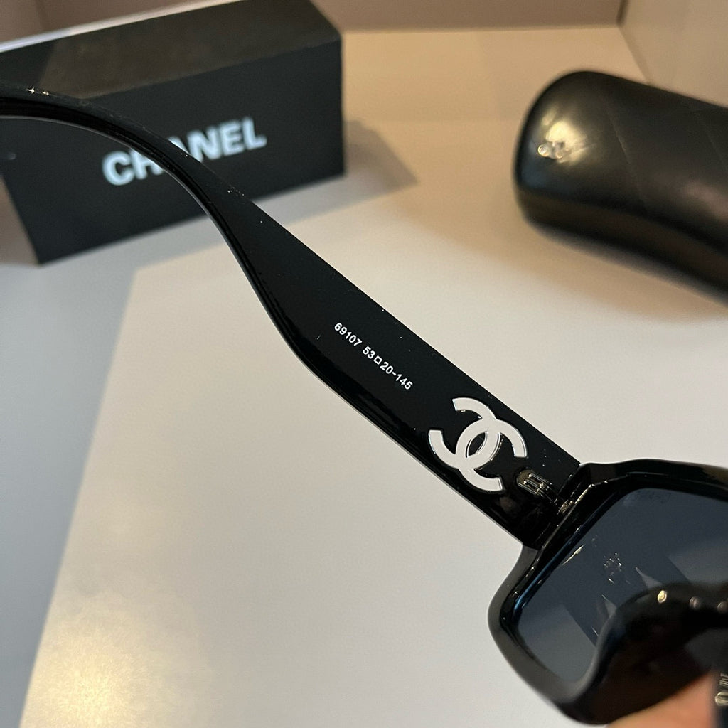 Chanel Fashion Black Lens Sunglasses for Men & Women - 465090 - detail image 9