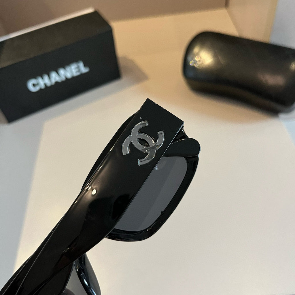 Chanel Fashion Black Lens Sunglasses for Men & Women - 465090 - detail image 6
