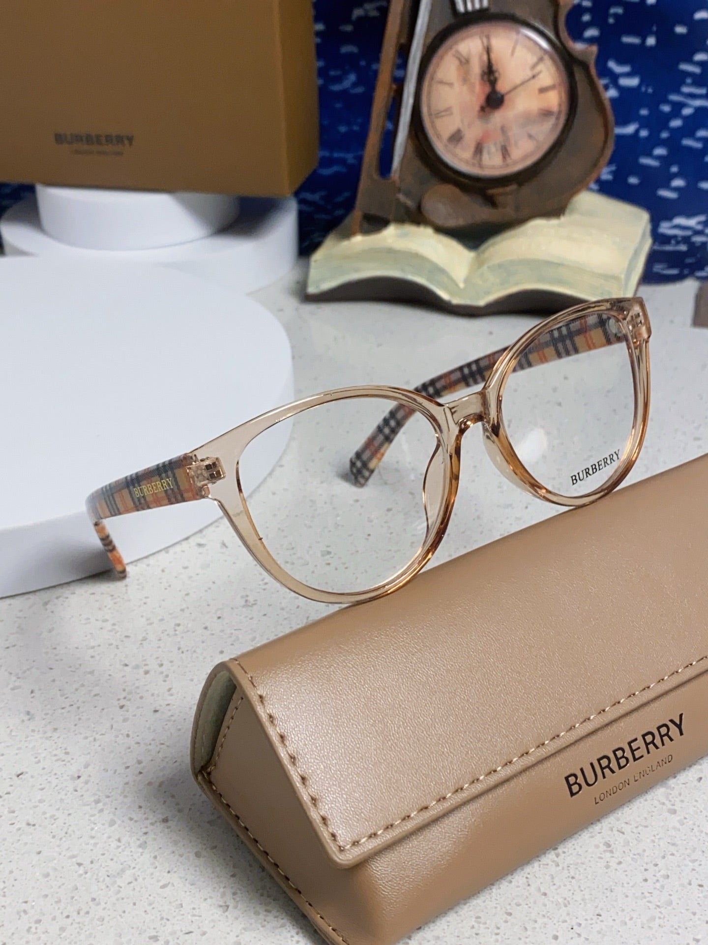 Burberry Blue-Light Fashion Silver Lens Sunglasses for Men & Women - 382875 - detail image 10
