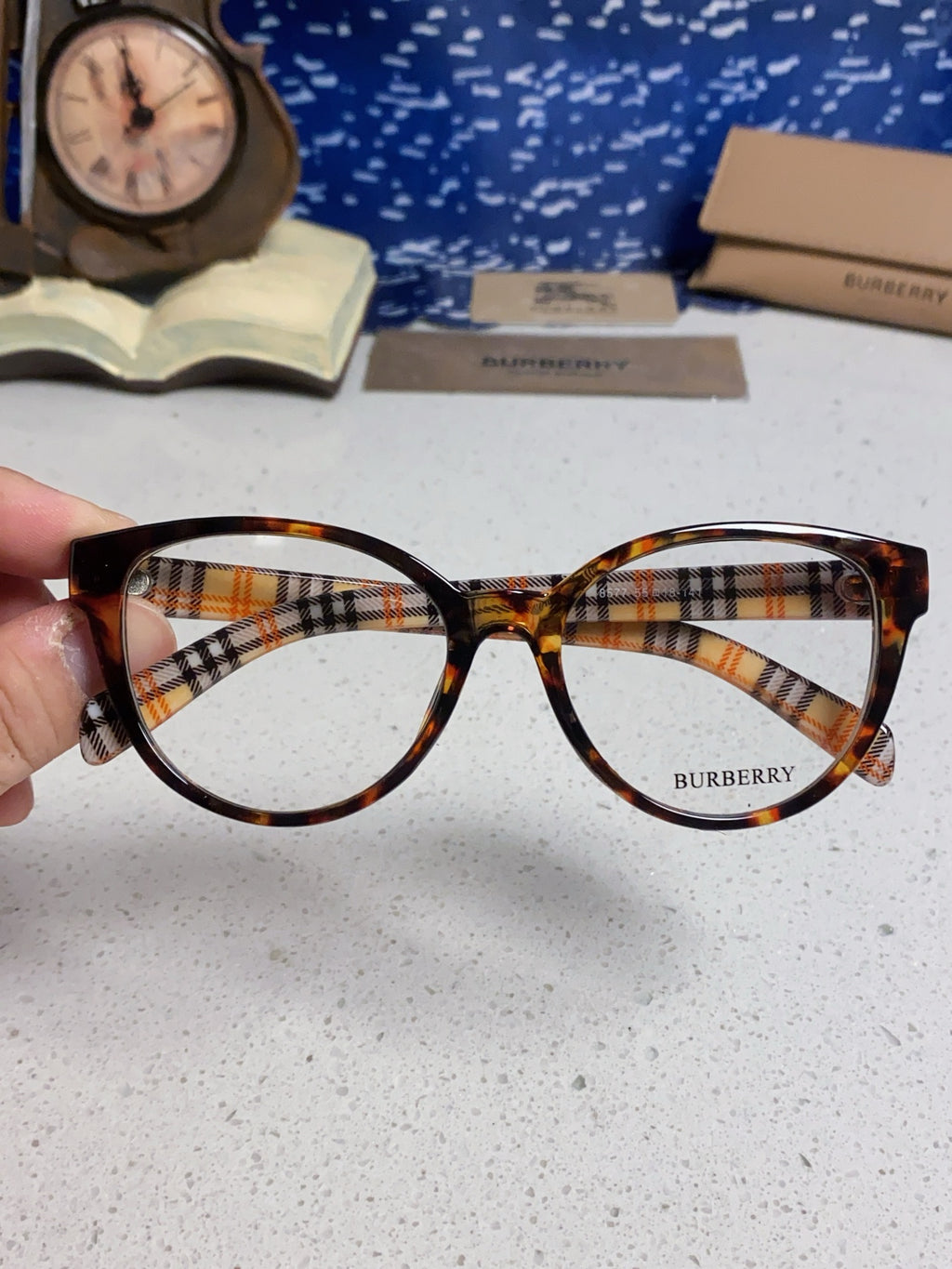 Burberry Blue-Light Fashion Silver Lens Sunglasses for Men & Women - 382877 - detail image 4