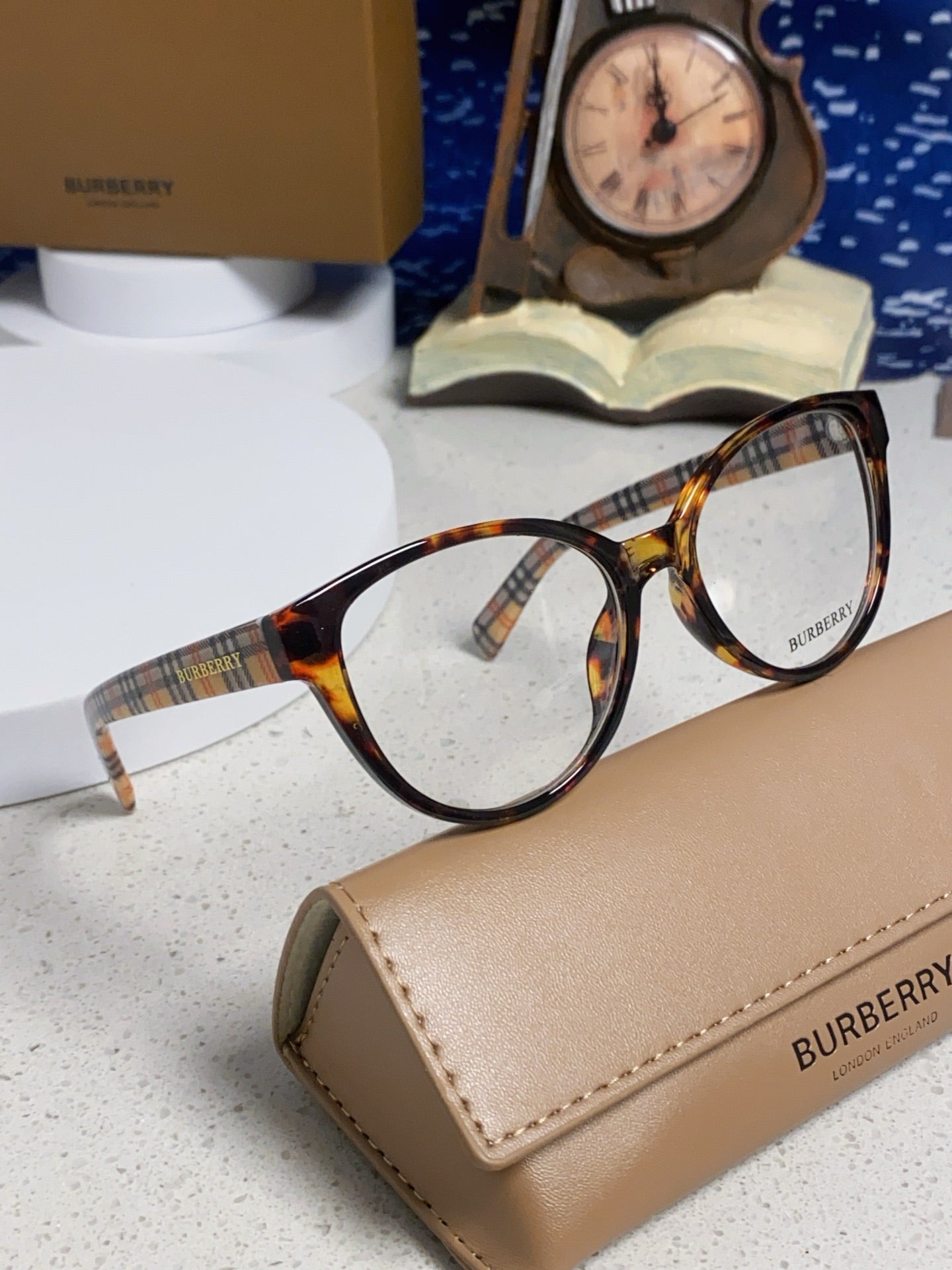 Burberry Blue-Light Fashion Silver Lens Sunglasses for Men & Women - 382877 - detail image 10