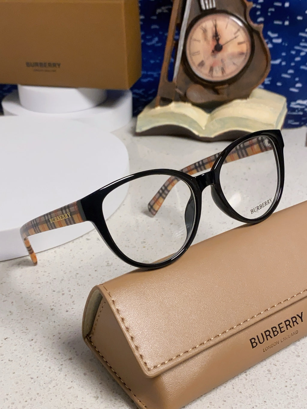 Burberry Blue-Light Fashion Silver Lens Sunglasses for Men & Women - detail image 10