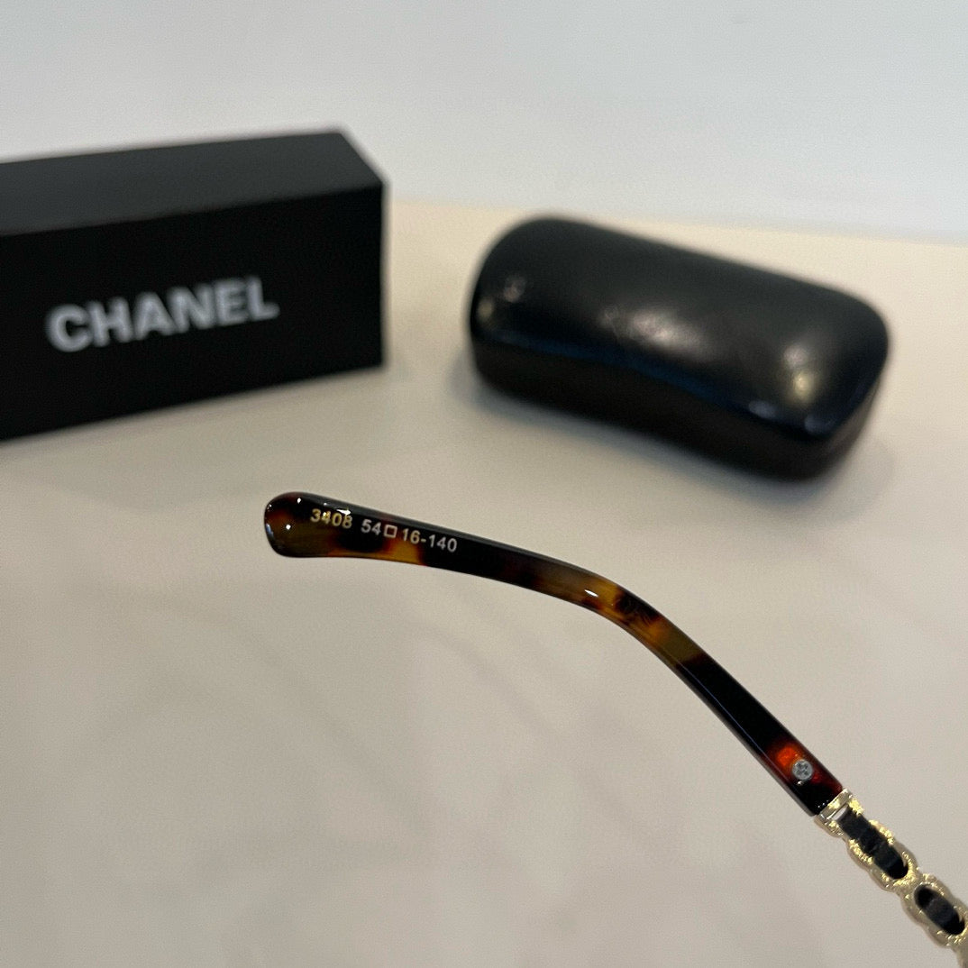 Chanel Oversized Silver Lens Sunglasses for Men & Women - 448955 - detail image 10