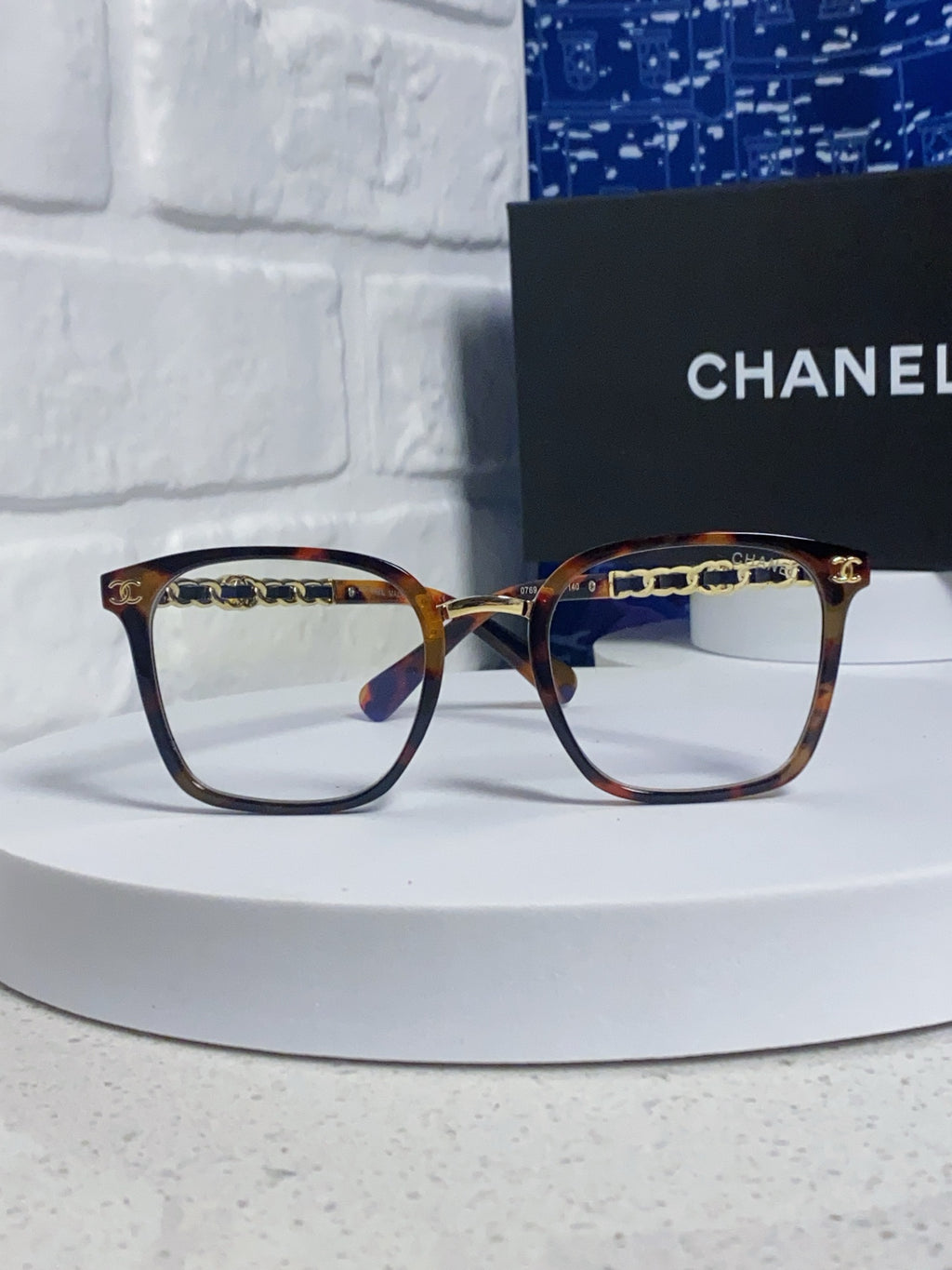 Chanel Fashion Silver Lens Sunglasses for Men & Women - 449081 - detail image 2