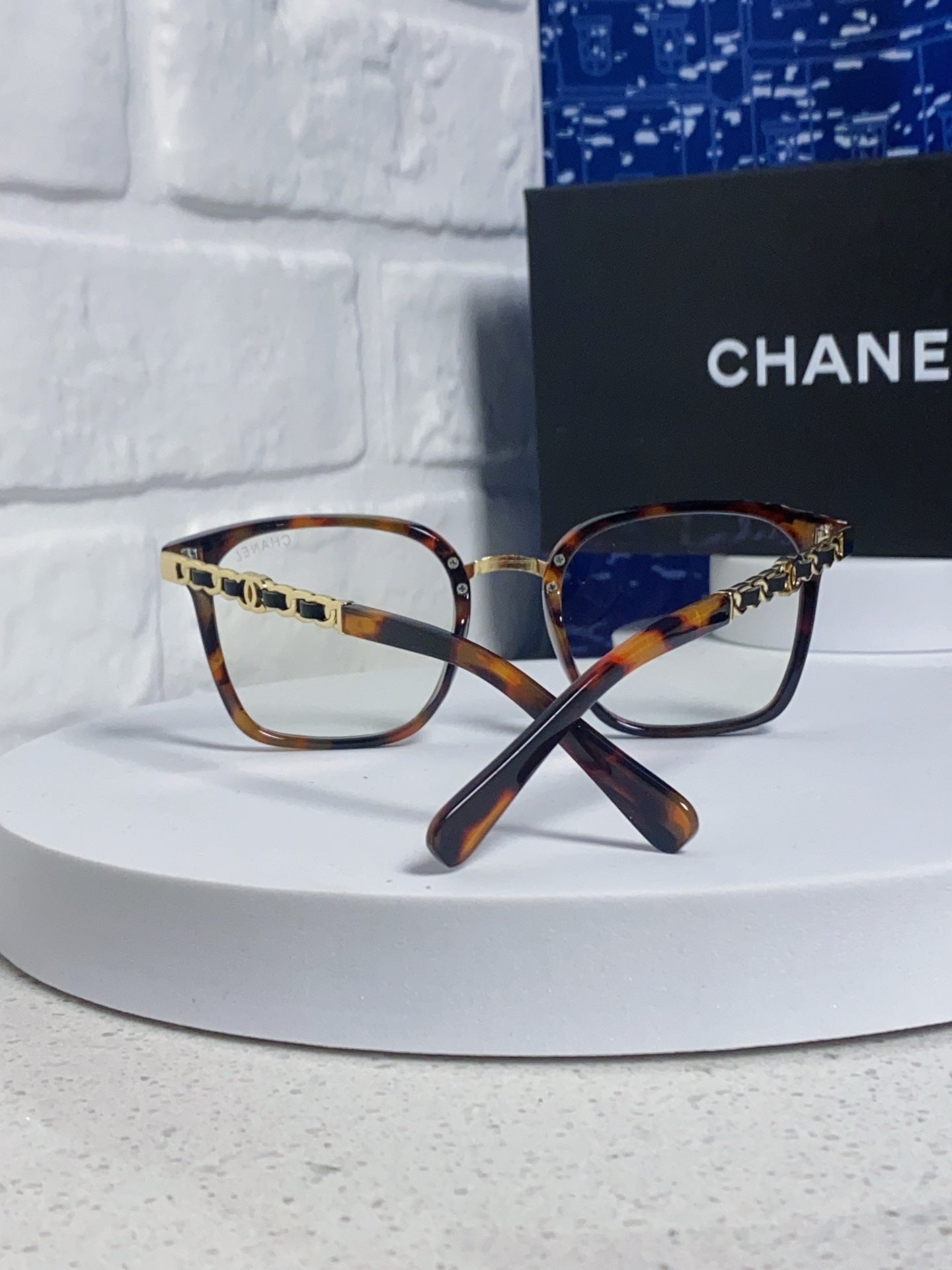 Chanel Fashion Silver Lens Sunglasses for Men & Women - 449081 - detail image 3