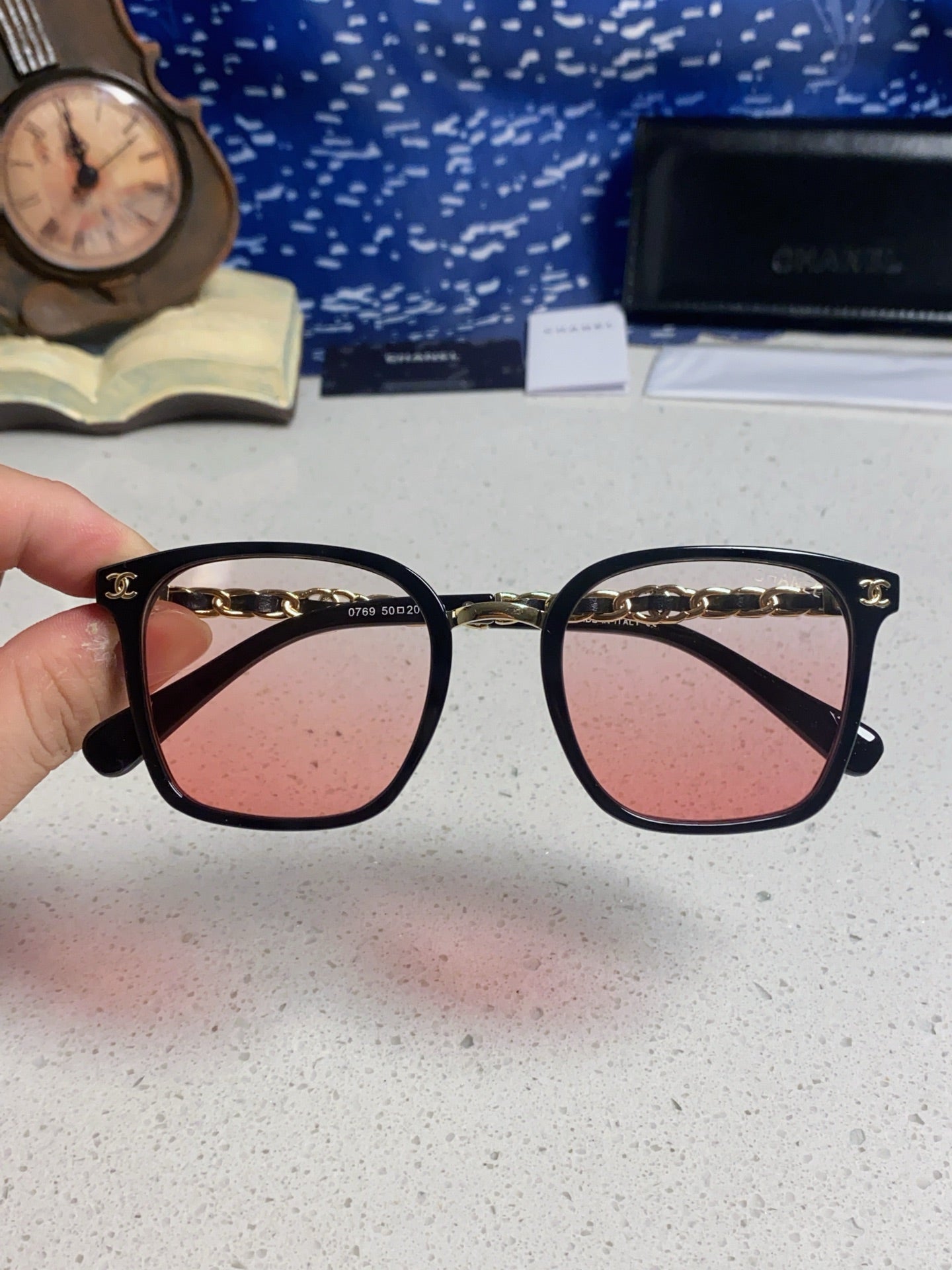 Chanel Fashion Pink Lens Sunglasses for Men & Women - detail image 4
