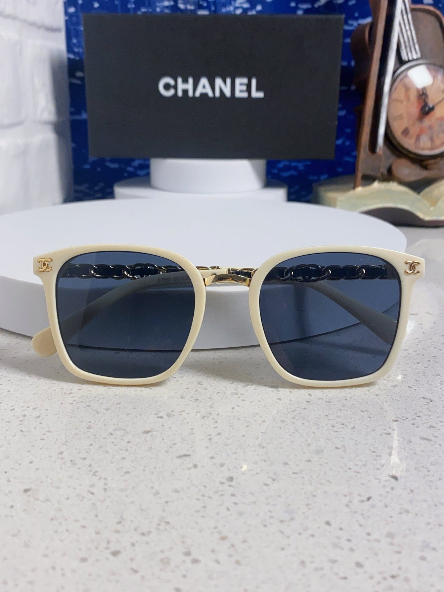 Chanel Fashion Blue Lens Sunglasses for Men & Women - 449086 - detail image 9