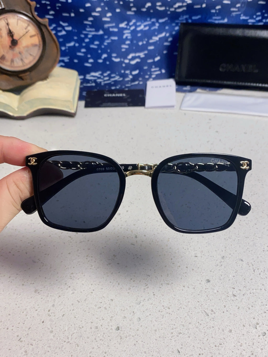 Chanel Fashion Blue Lens Sunglasses for Men & Women - 448887 - detail image 4