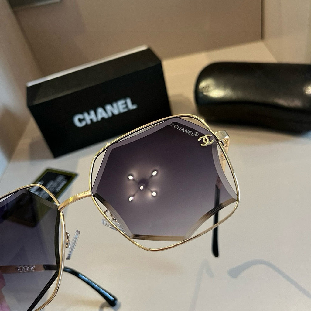Chanel Square Silver Lens Sunglasses for Men & Women - 465092 - detail image 2