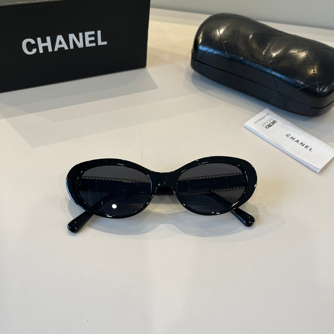 Chanel Oversized Silver Lens Sunglasses for Men & Women - 465093 - detail image 11