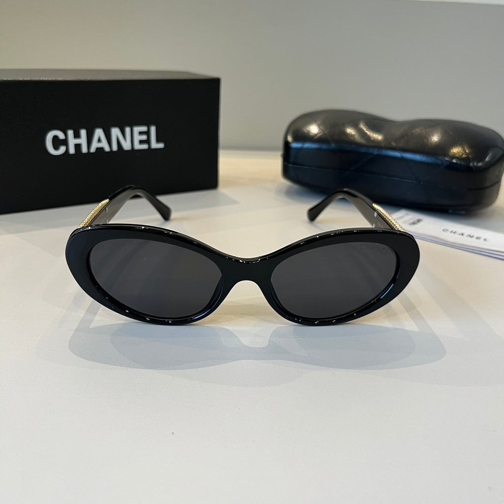 Chanel Oversized Silver Lens Sunglasses for Men & Women - 431554 - detail image 2