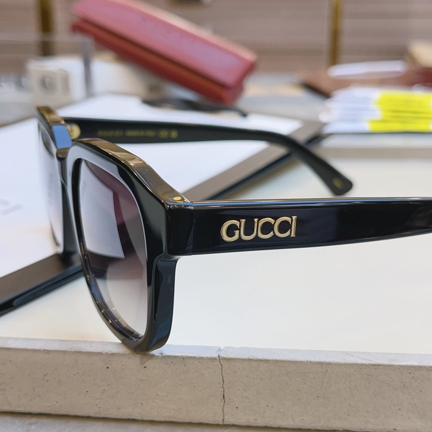 Gucci GG1798SA Fashion Black Lens Sunglasses for Men & Women - 431380 - detail image 6