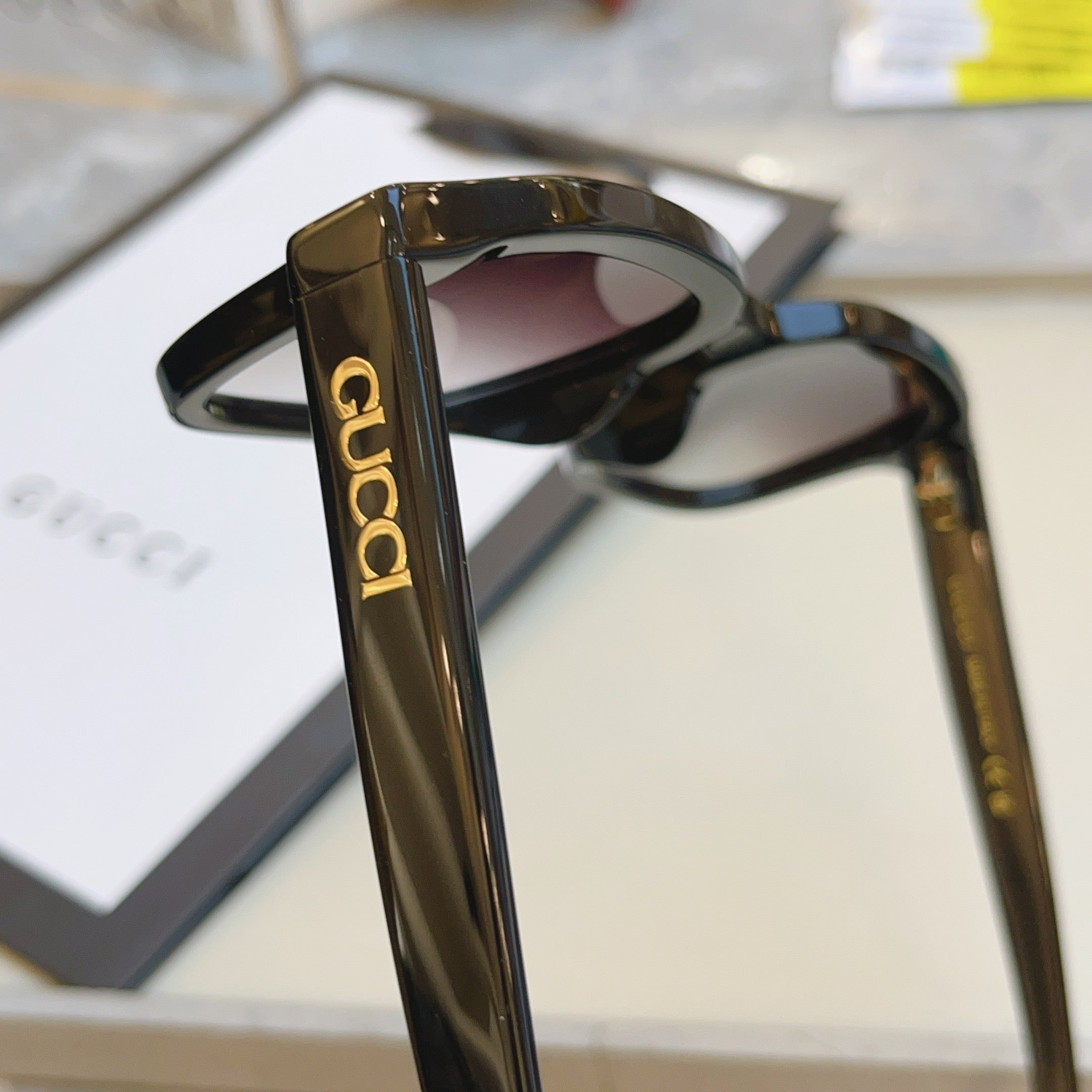 Gucci GG1798SA Fashion Black Lens Sunglasses for Men & Women - 431380 - detail image 7