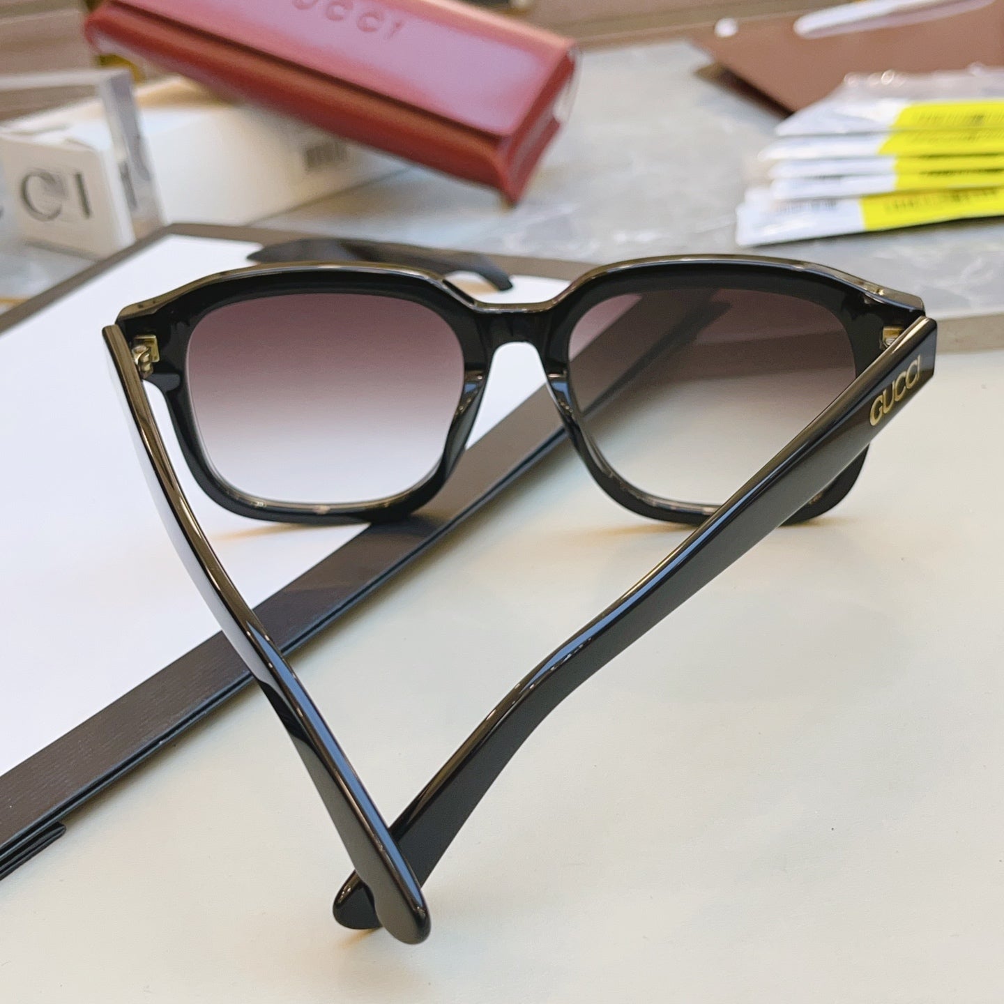 Gucci GG1798SA Fashion Black Lens Sunglasses for Men & Women - 431380 - detail image 8