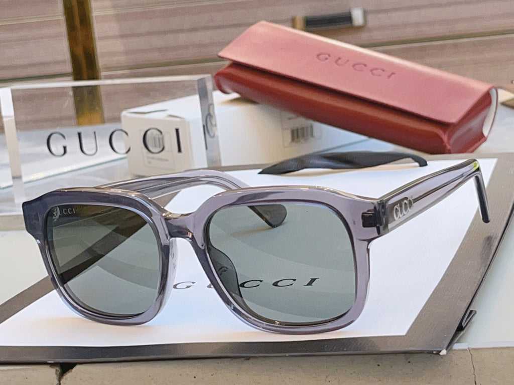 Gucci GG1798SA Fashion Black Lens Sunglasses for Men & Women - 431381 - detail image 5