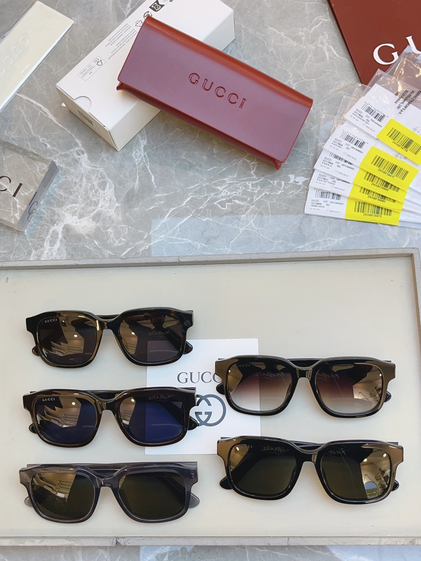 Gucci GG1798SA Fashion Gray Lens Sunglasses for Men & Women - detail image 8