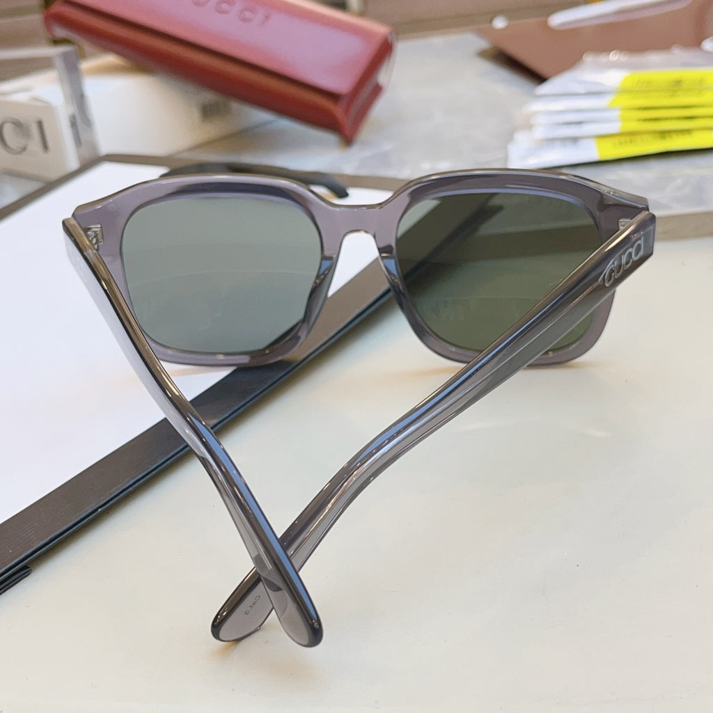 Gucci GG1798SA Fashion Gray Lens Sunglasses for Men & Women - detail image 4