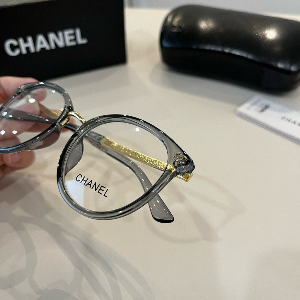 Chanel Oversized Silver Lens Sunglasses for Men & Women - 448960 - detail image 6