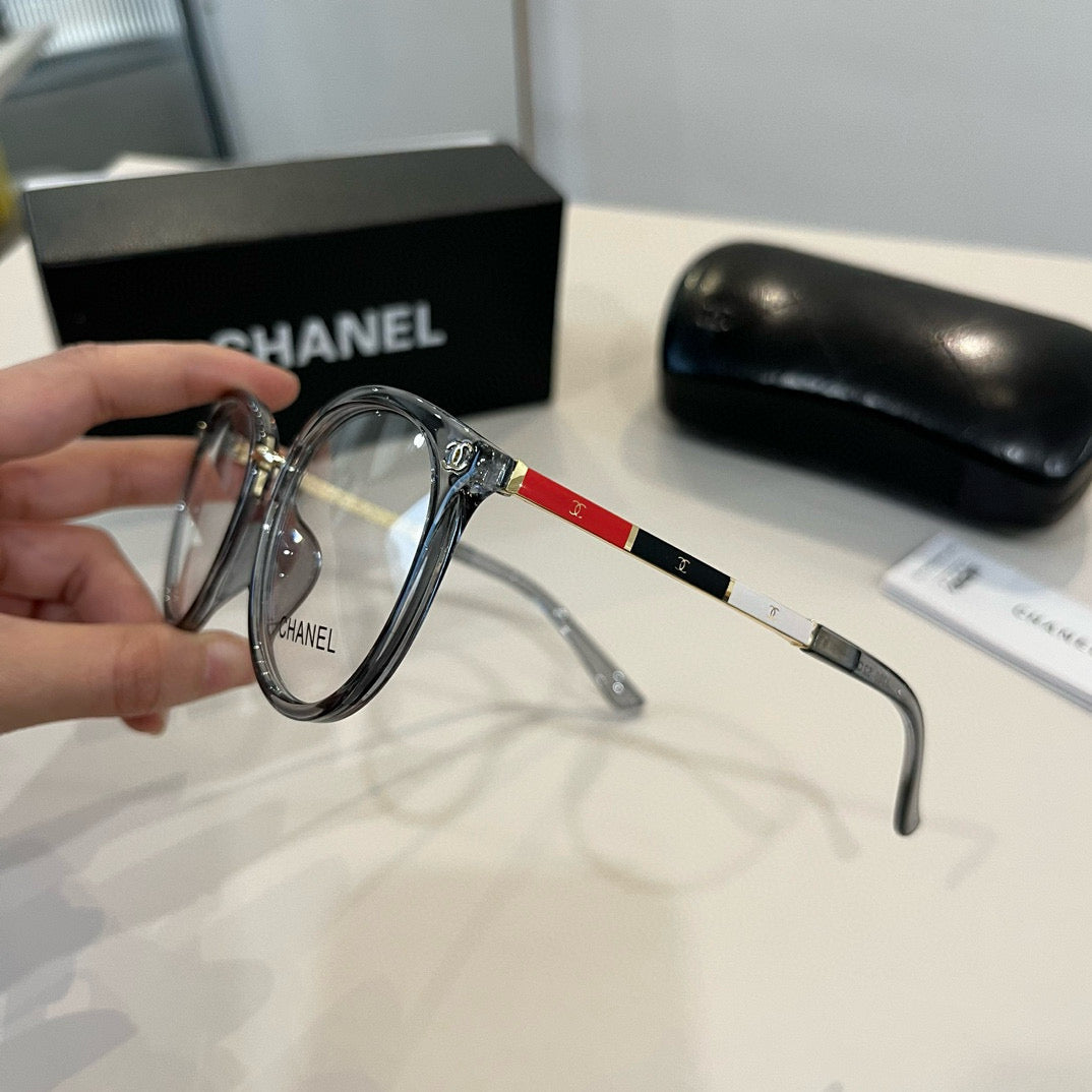 Chanel Oversized Silver Lens Sunglasses for Men & Women - 486569 - detail image 4
