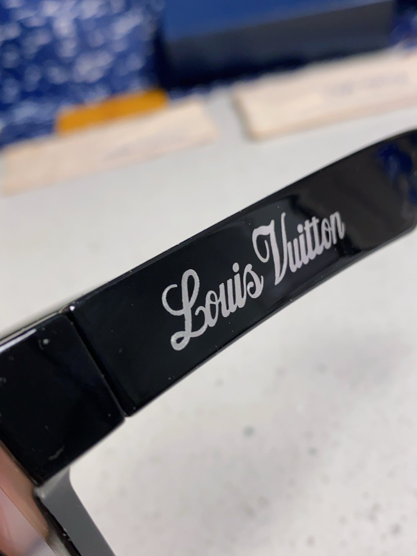 Louis Vuitton Square Gray Lens Sunglasses for Men & Women - 464668 - detail image 7