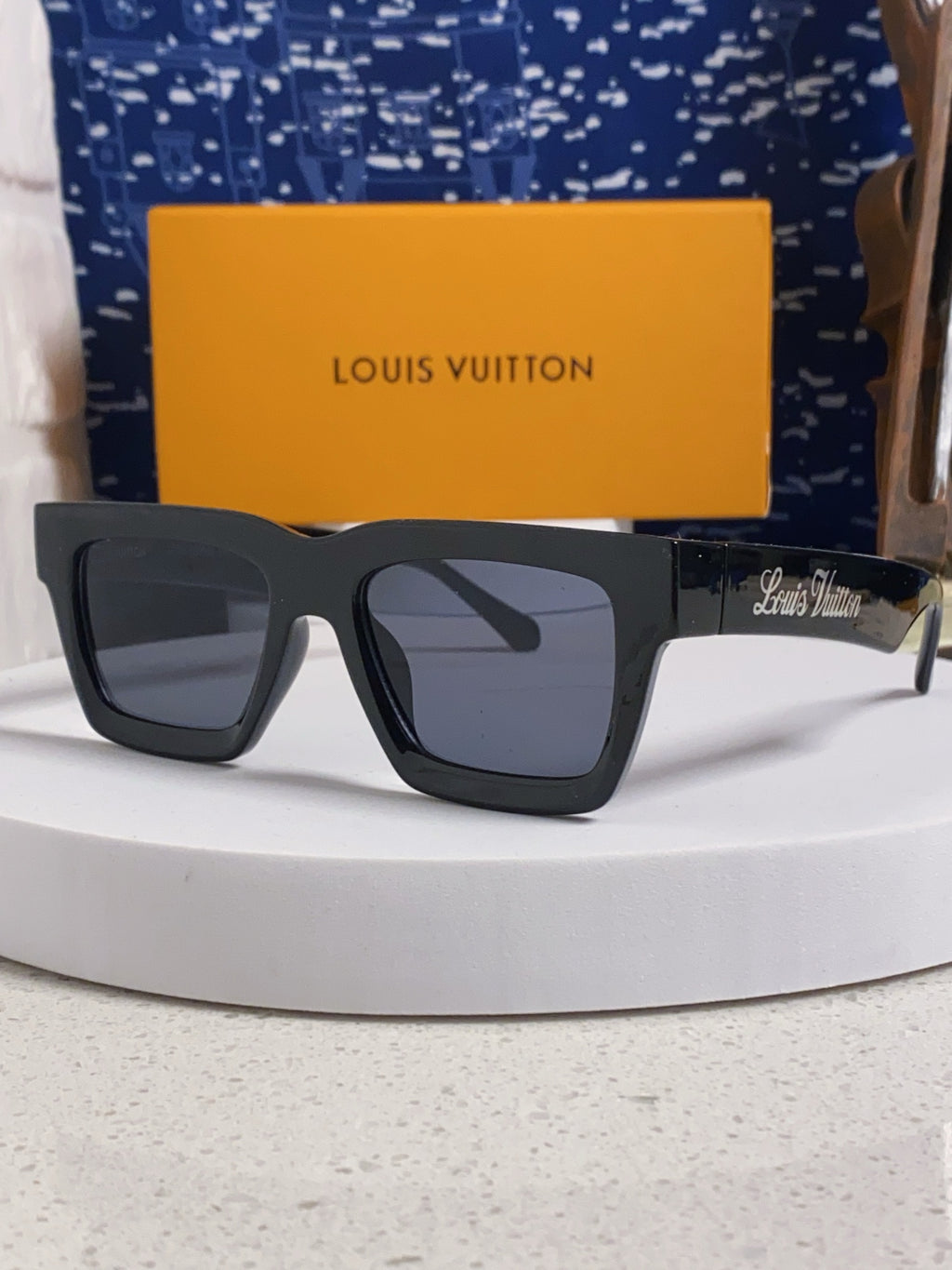 Louis Vuitton Square Gray Lens Sunglasses for Men & Women - 464668