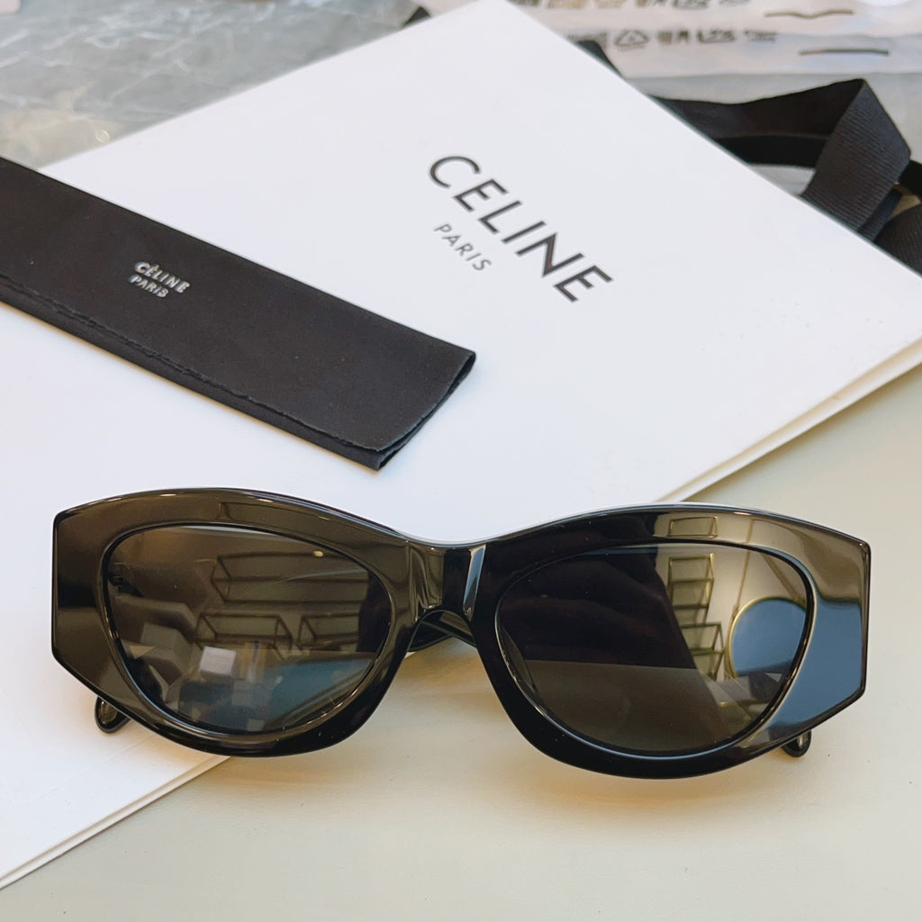 Celine CL40308U Fashion Black Lens Sunglasses for Men & Women - 449252