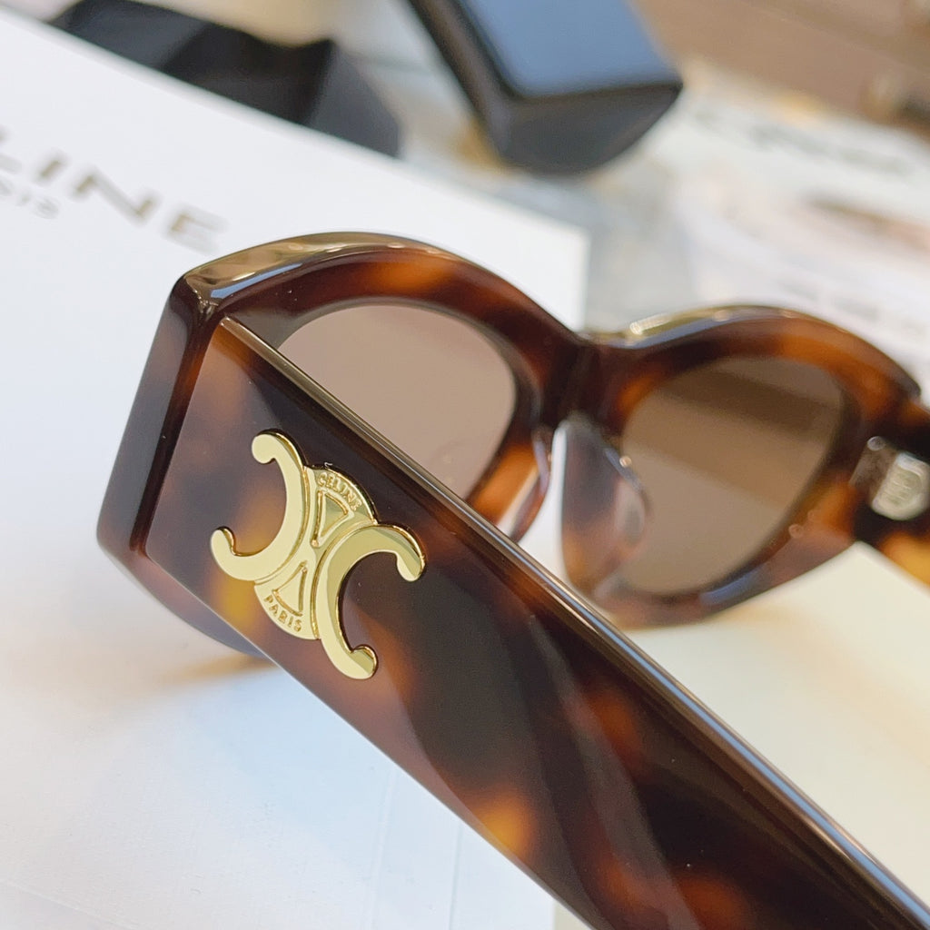 Celine CL40308U Fashion Black Lens Sunglasses for Men & Women - detail image 6