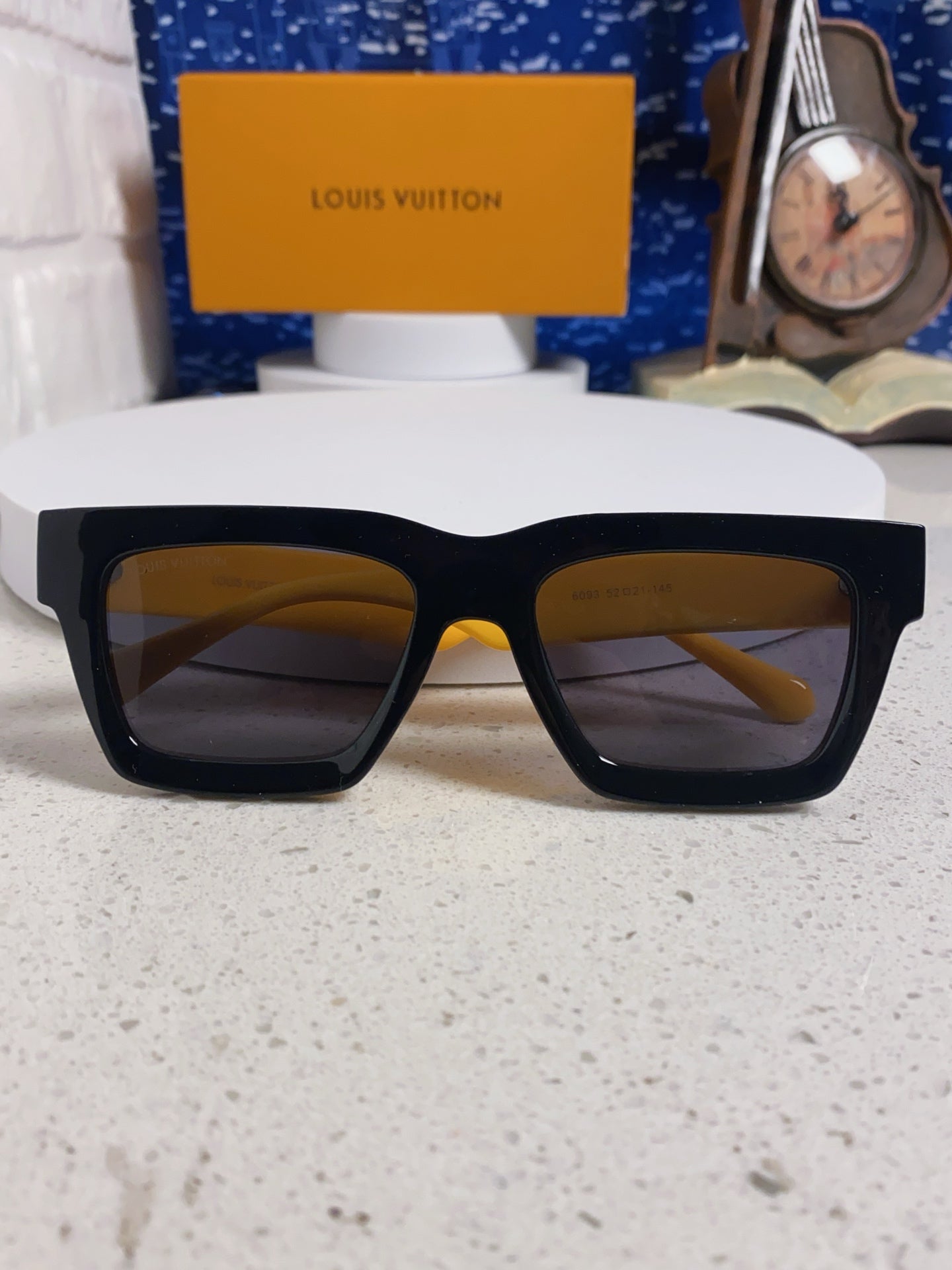 Louis Vuitton Square Red Lens Sunglasses for Men & Women - 464665 - detail image 9