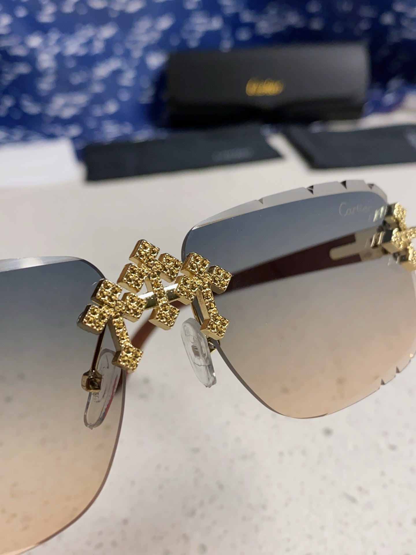 Cartier Lightweight Rimless Silver Lens Sunglasses for Men & Women - 493668 - detail image 7