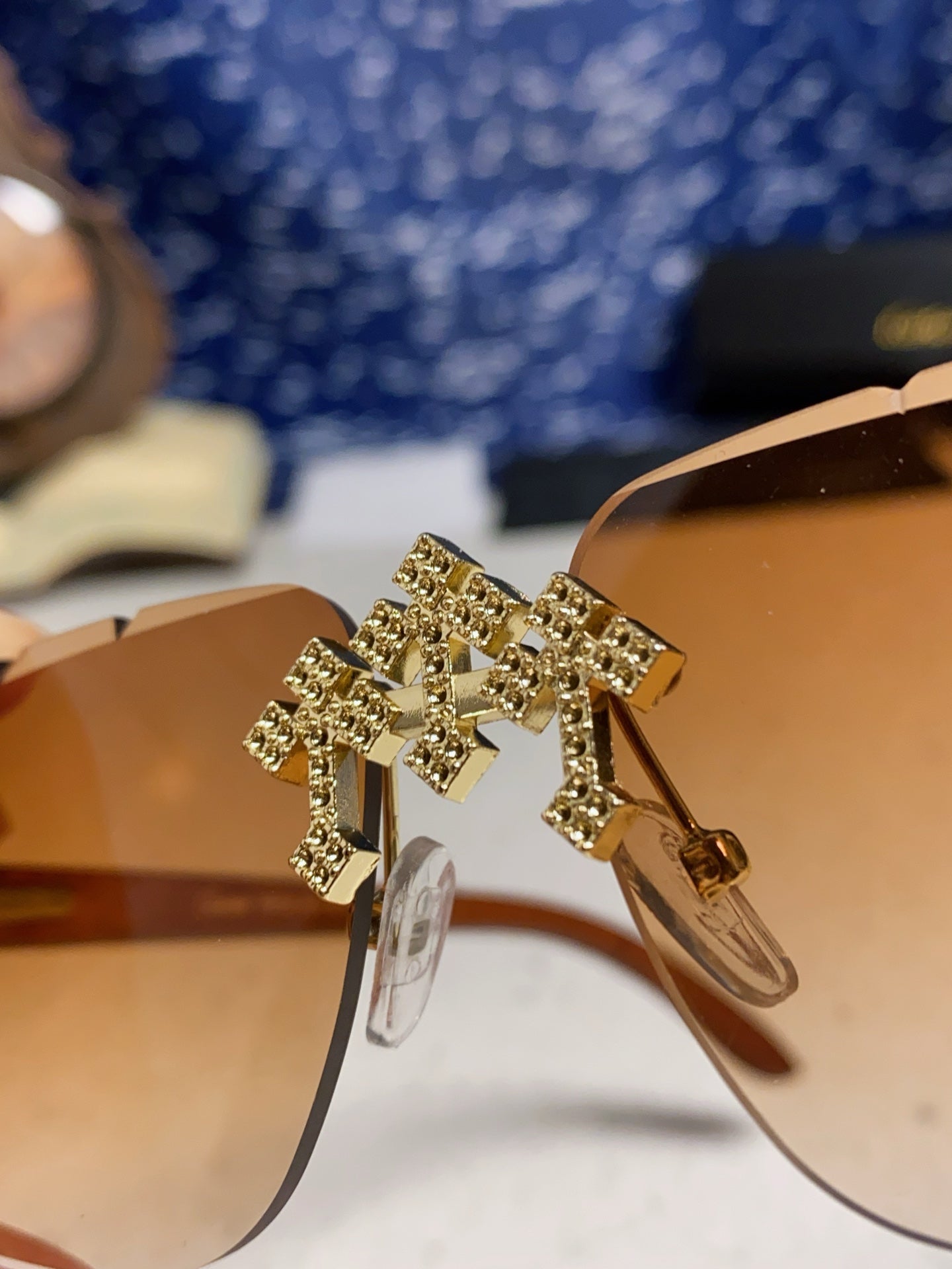 Cartier Lightweight Rimless Brown Lens Sunglasses for Men & Women - 493671 - detail image 7