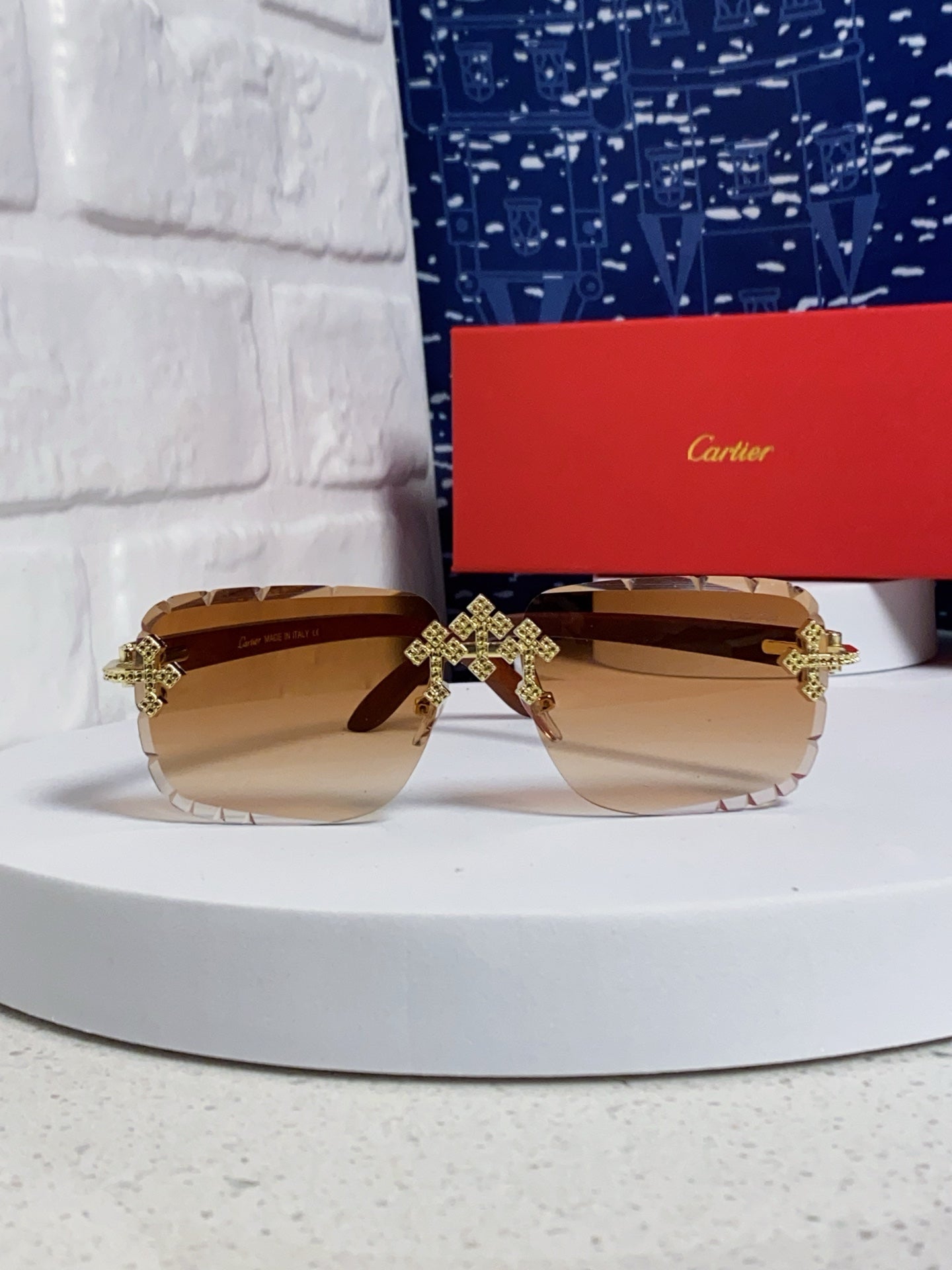 Cartier Lightweight Rimless Brown Lens Sunglasses for Men & Women - 493671 - detail image 2