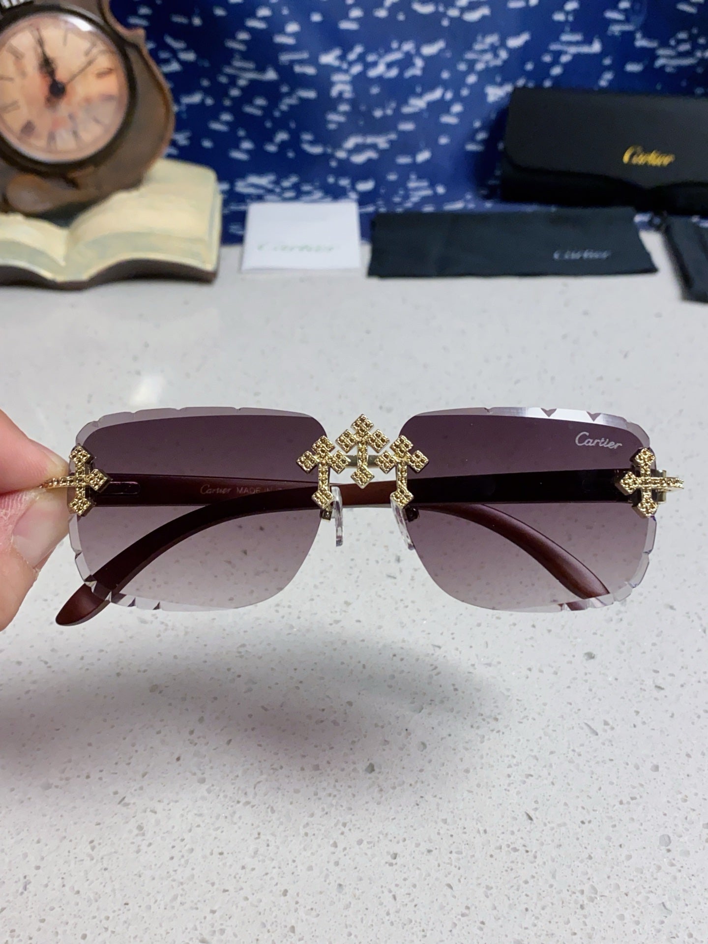 Cartier Lightweight Rimless Silver Lens Sunglasses for Men & Women - 493672 - detail image 4