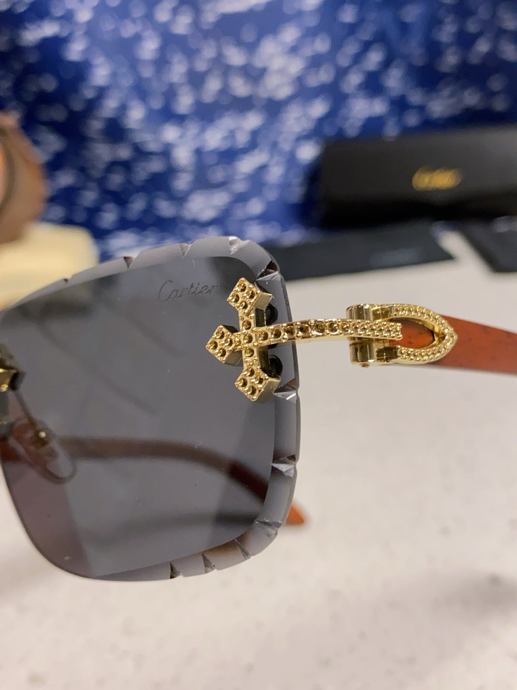 Cartier Lightweight Rimless Blue Lens Sunglasses for Men & Women - detail image 8