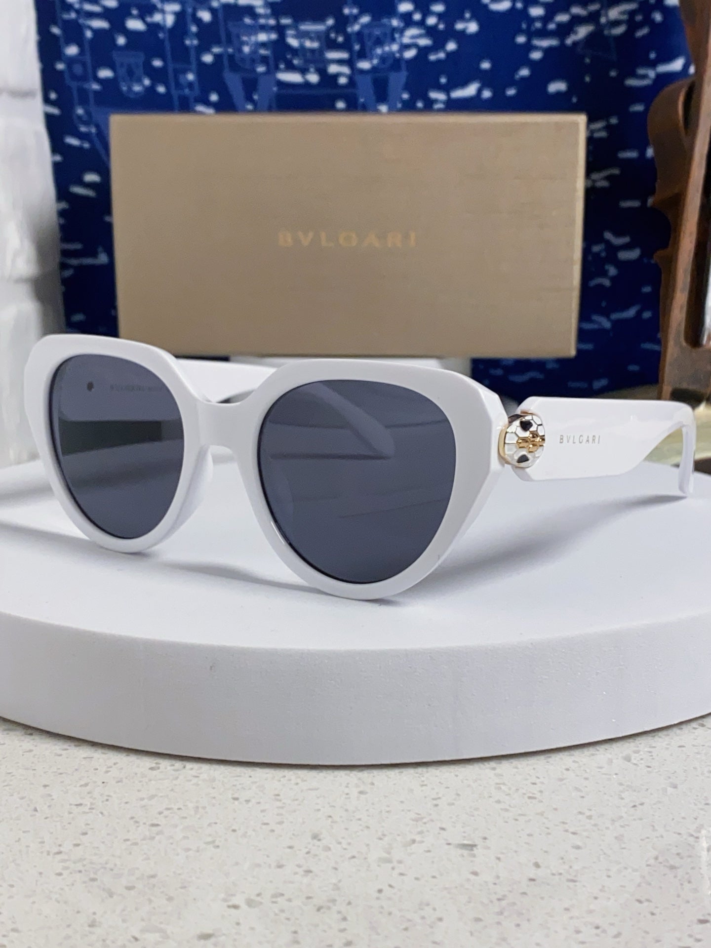 Bottega Veneta Metal Round Blue Lens Sunglasses for Men & Women