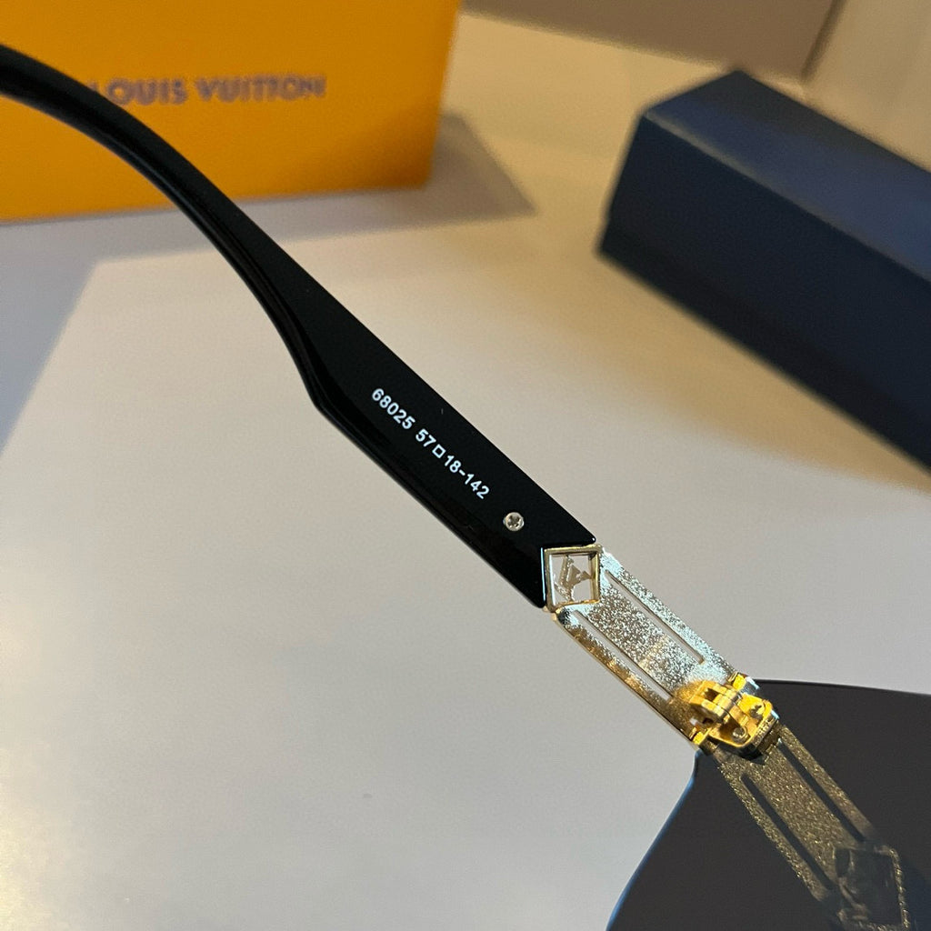 Louis Vuitton Metal Aviator Gold Lens Sunglasses for Men & Women - 431154 - detail image 10