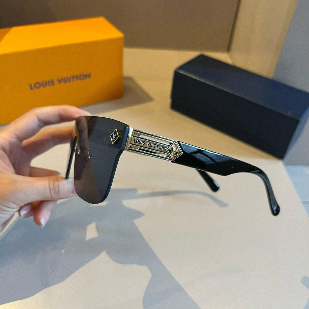 Louis Vuitton Metal Aviator Gold Lens Sunglasses for Men & Women - 431154 - detail image 6