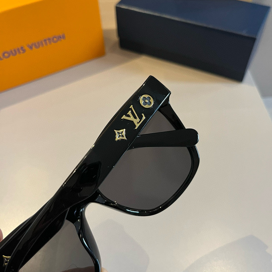 Louis Vuitton Metal Fashion Gold Lens Sunglasses for Men & Women - detail image 5