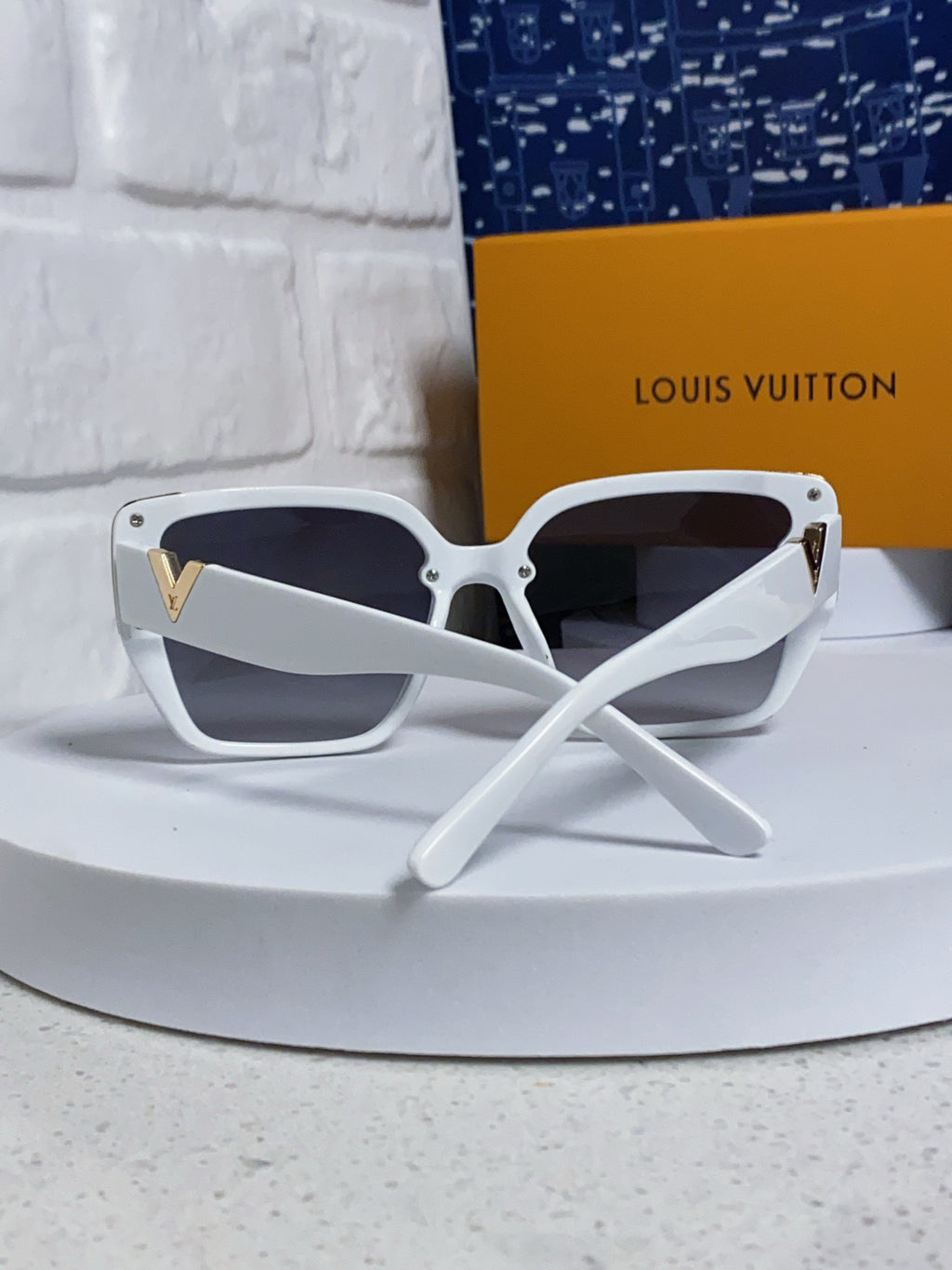 Louis Vuitton Fashion Silver Lens Sunglasses for Women - 486217 - detail image 3