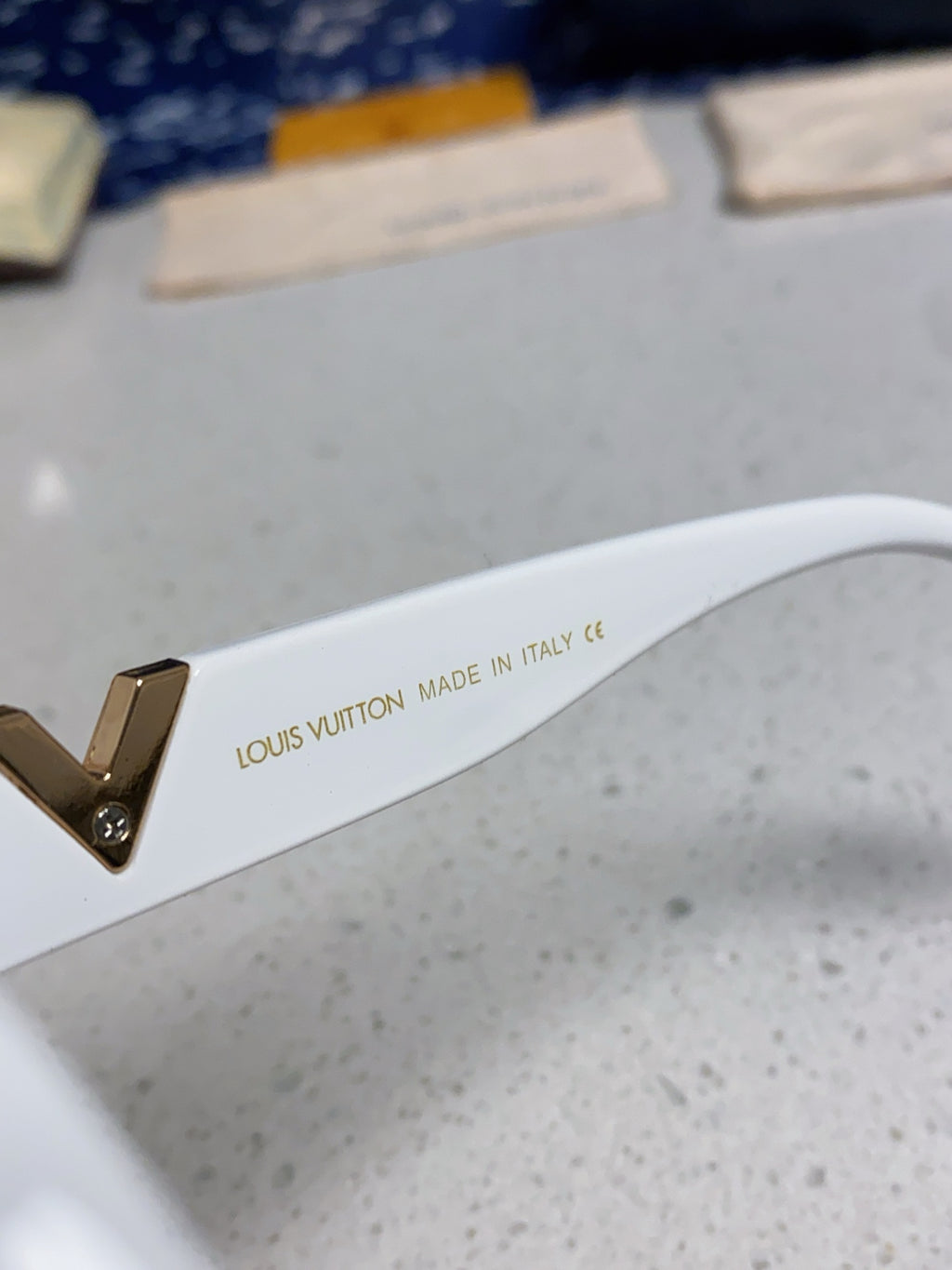 Louis Vuitton Fashion Silver Lens Sunglasses for Women - 486217 - detail image 8