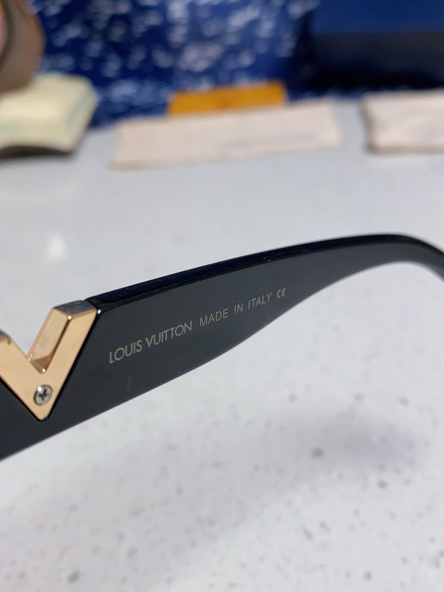 Louis Vuitton Fashion Blue Lens Sunglasses for Women - detail image 8