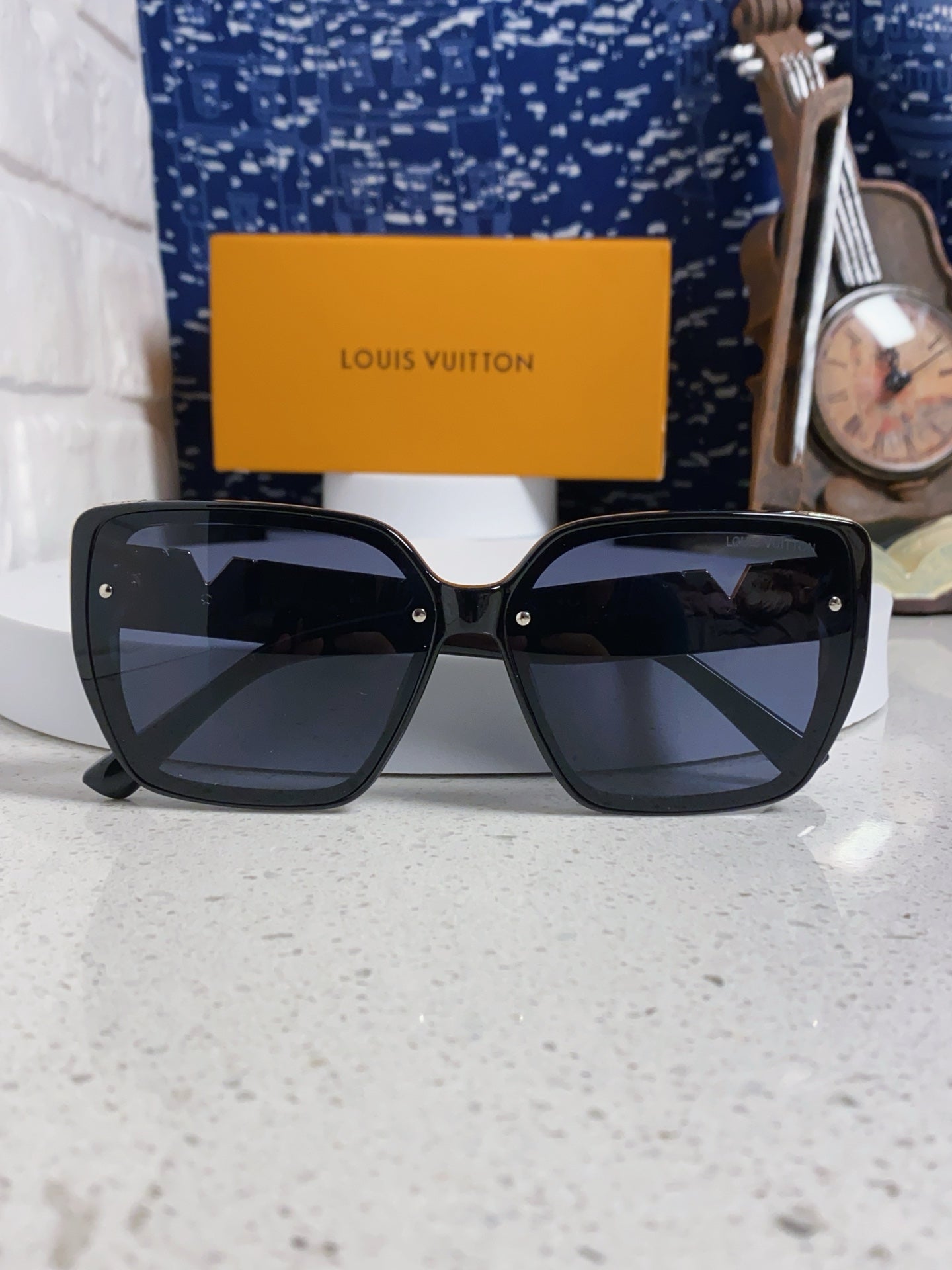 Louis Vuitton Fashion Blue Lens Sunglasses for Women - detail image 9