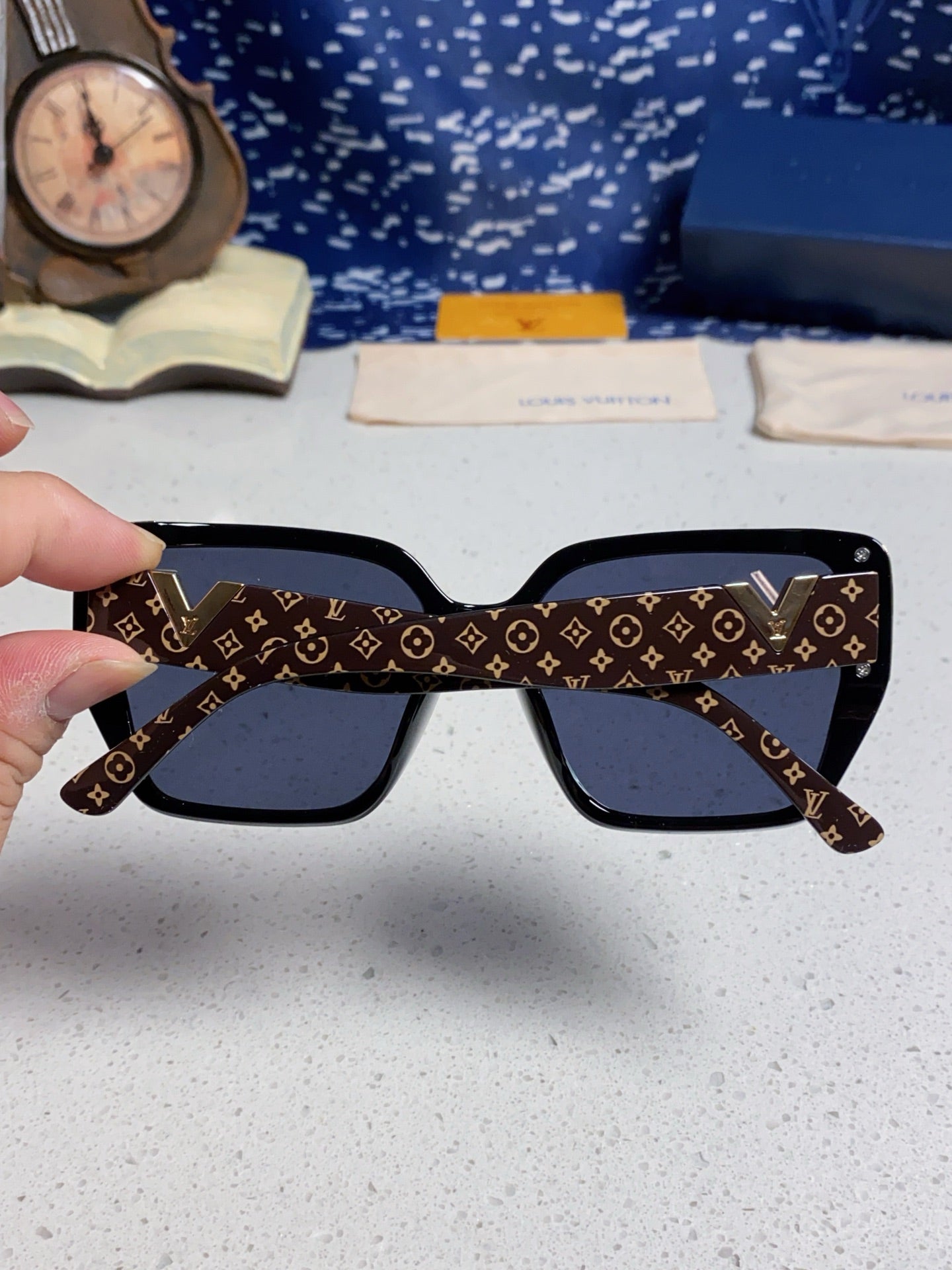 Louis Vuitton Fashion Blue Lens Sunglasses for Women - detail image 5