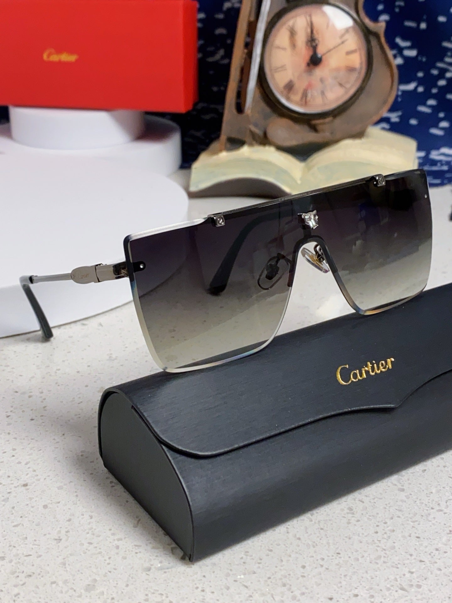 Cartier Fashion Gray Lens Sunglasses for Men - detail image 10