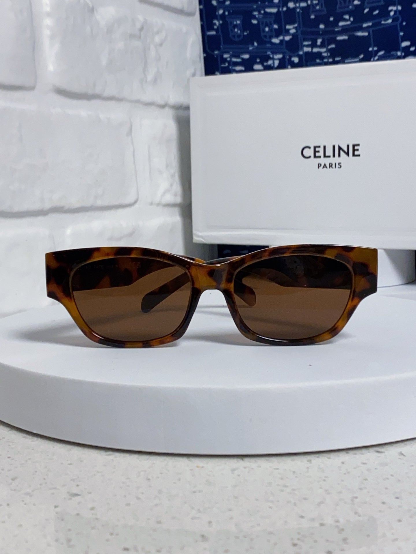 Celine Fashion Black Lens Sunglasses for Men & Women - 486973 - detail image 2