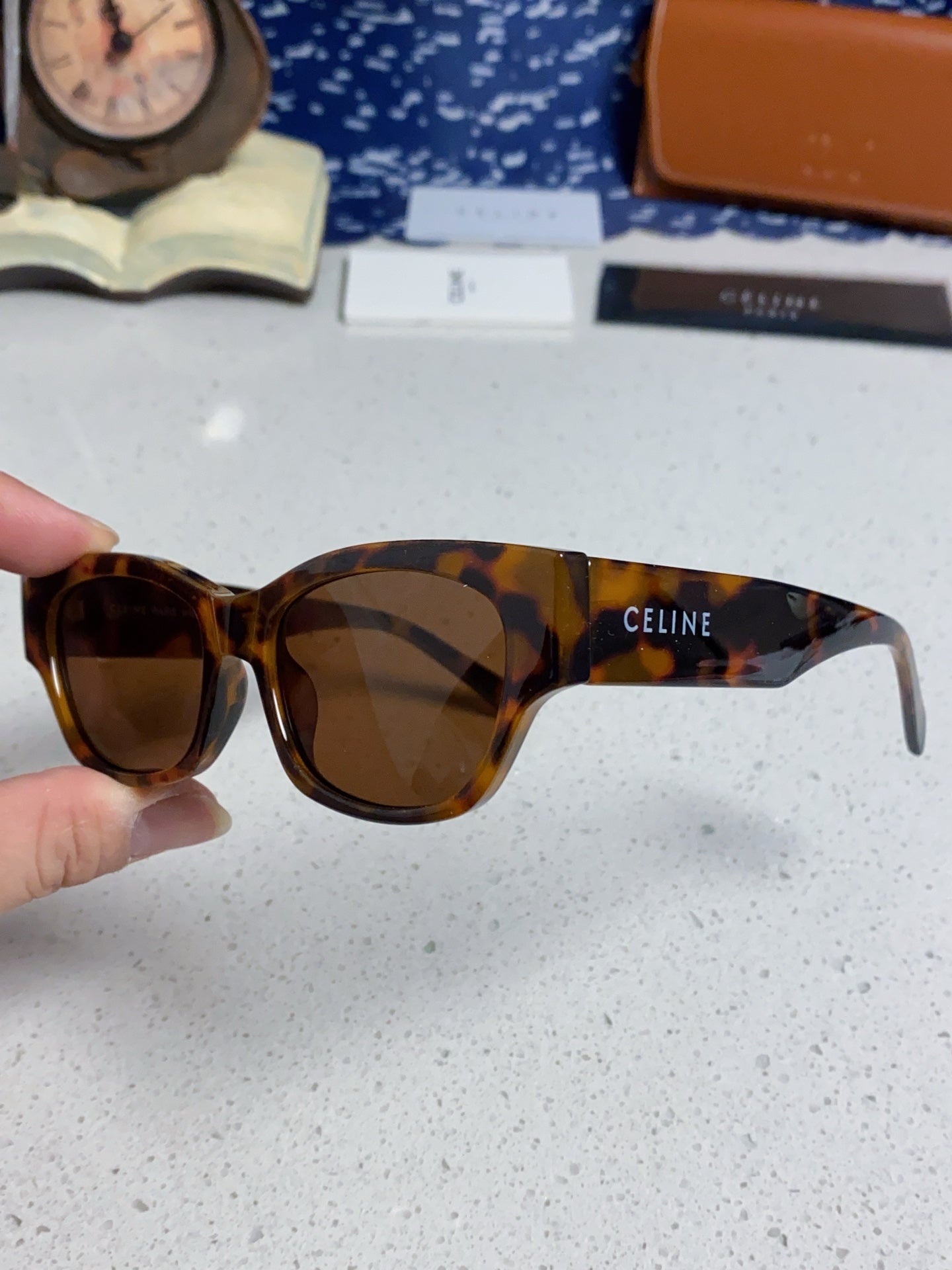 Celine Fashion Black Lens Sunglasses for Men & Women - 486973 - detail image 6