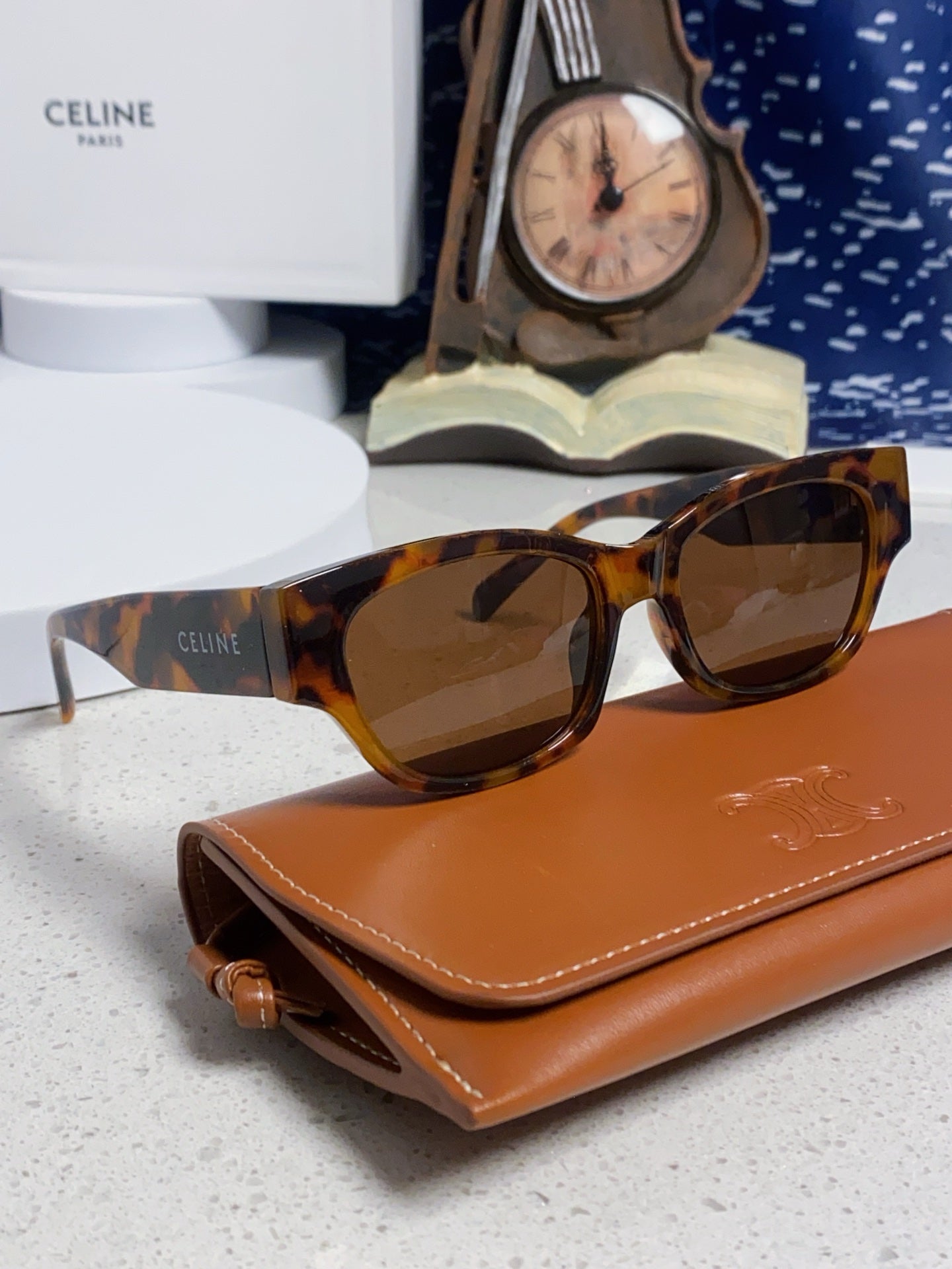Celine Fashion Black Lens Sunglasses for Men & Women - 486973 - detail image 10