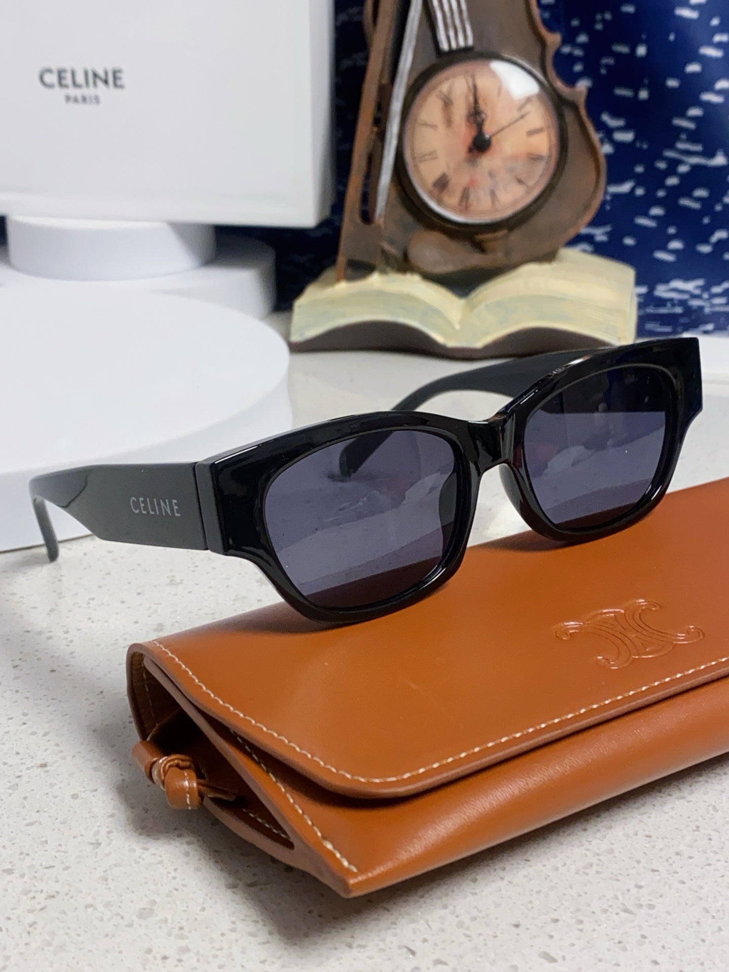 Celine Fashion Black Lens Sunglasses for Men & Women - 486974 - detail image 10