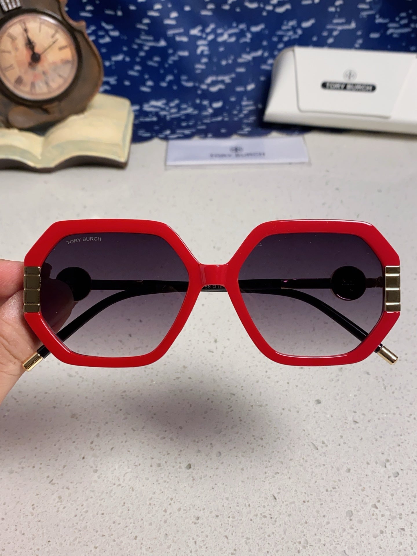 Burberry Fashion Red Lens Sunglasses for Men & Women - detail image 4