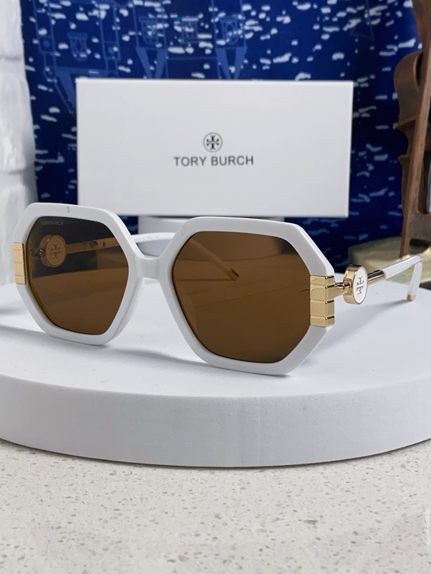 Burberry Fashion Brown Lens Sunglasses for Men & Women - 358590